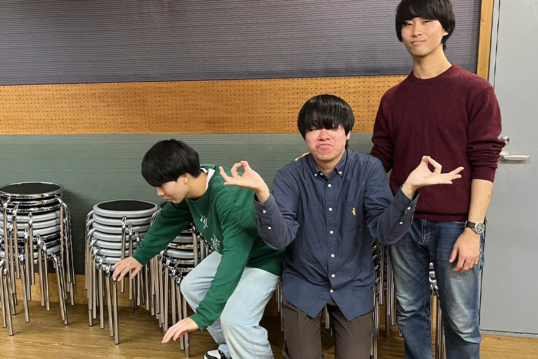 でぃもりもりず/早稲田大学 早稲田大学Yes, we are 